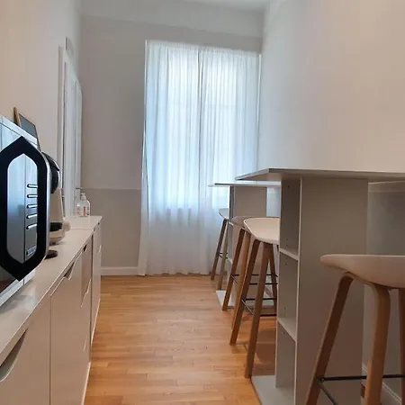 La Corte Antica - Maggiore Отель типа 